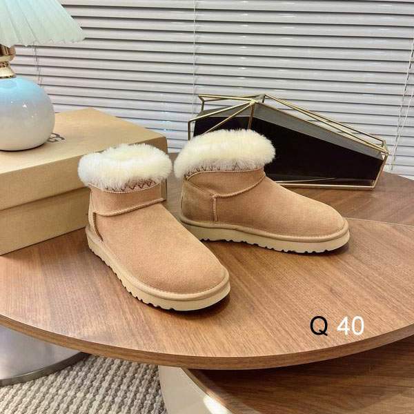 Picture of UGG Shoes _SKUUGGsz35-40HH112519664